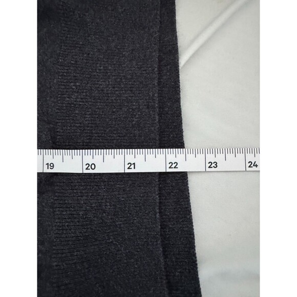 Uniqlo Cotton Cashmere Blend Mens Sweater Size S V-Neck Lightweight Sweater - Picture 6 of 7